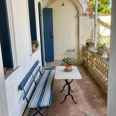 Gogascony Couette-café *